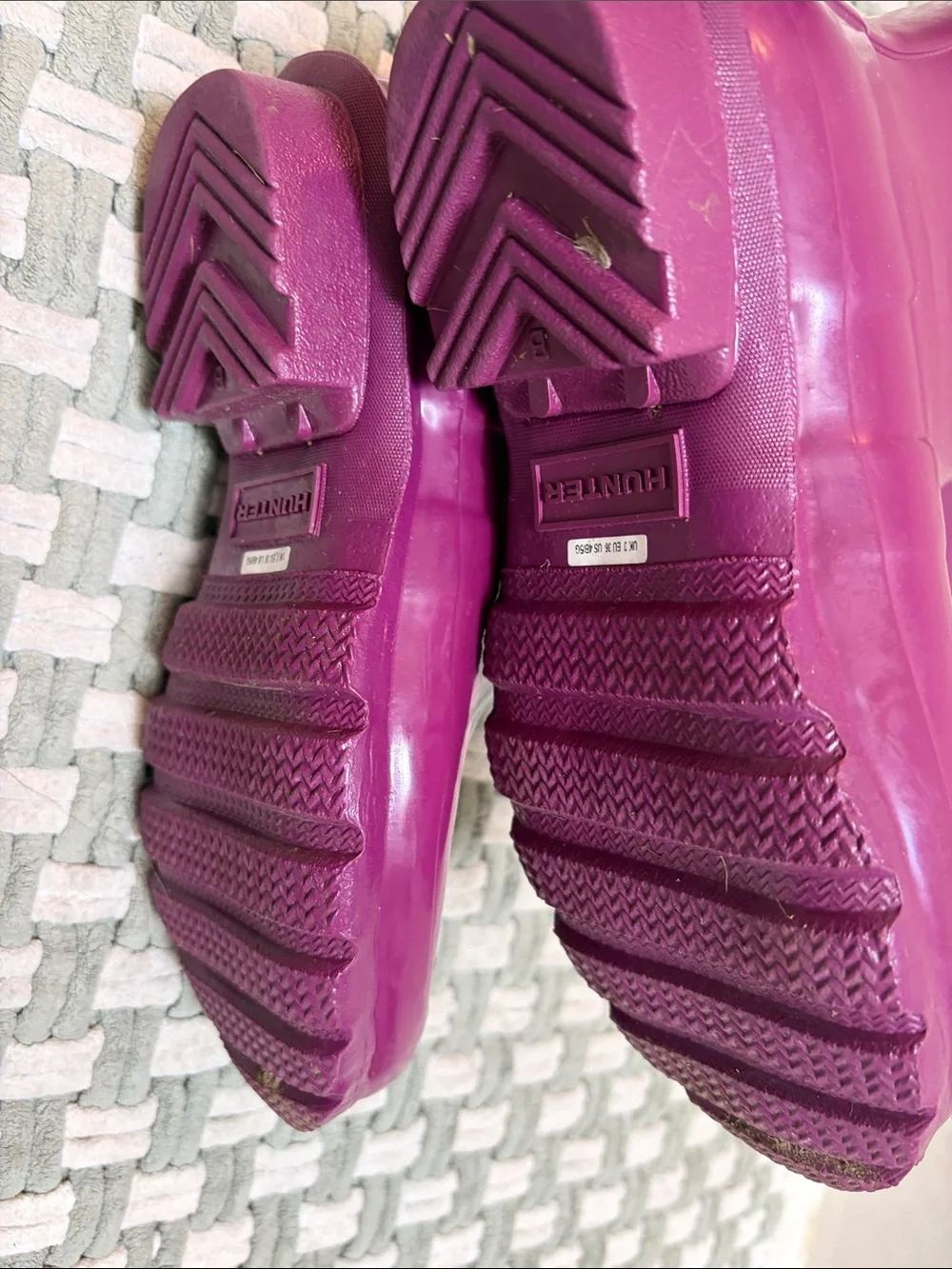 Hunter Kids Deep Purple Tall Rain Boots size 4